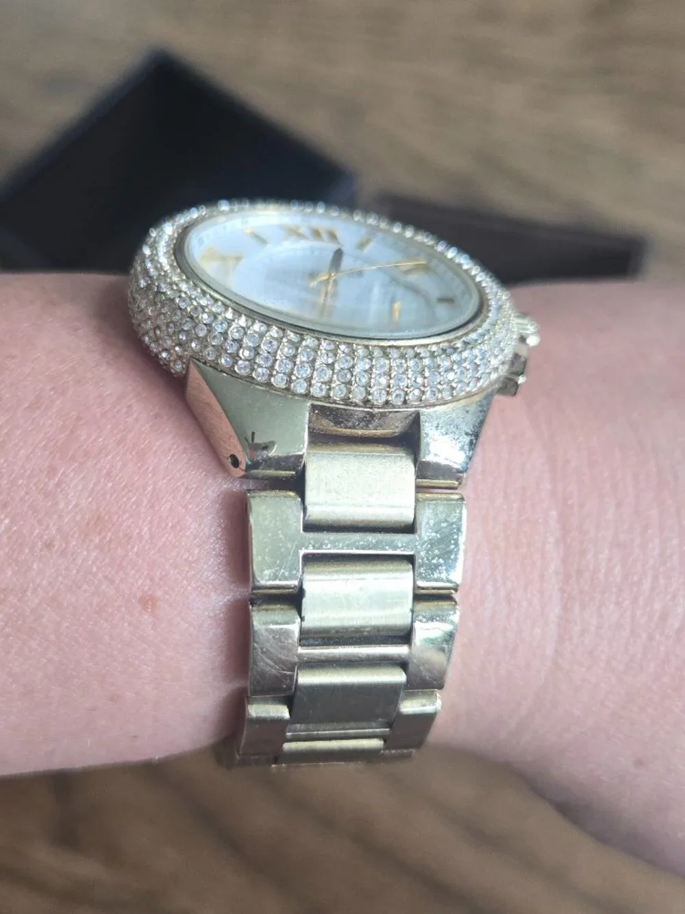 Michael Kors Camille MK5756 Gold Tone Chronograph Women's Watch Box Booklet